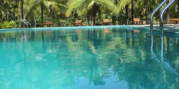 Sinharagama Resort & Spa pool